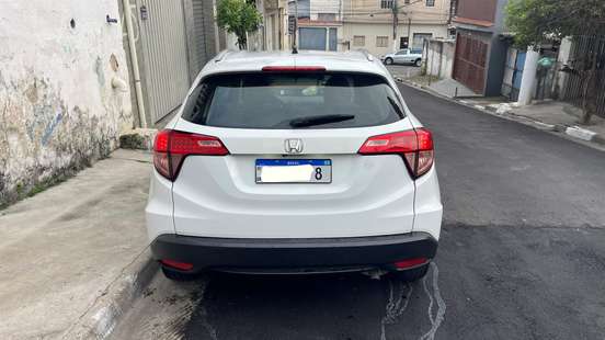 HONDA-HR-V-2015