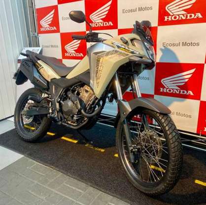 HONDA-XRE 300 SAHARA ADVENTURE-2024