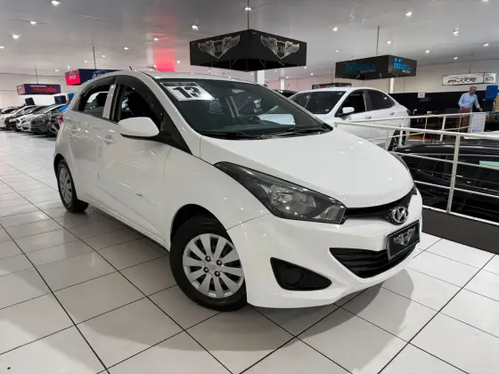 HYUNDAI HB20 1.6 COMFORT 16V FLEX 4P MANUAL HYUNDAI HB20 1.6 COMFORT 16V FLEX 4P MANUAL