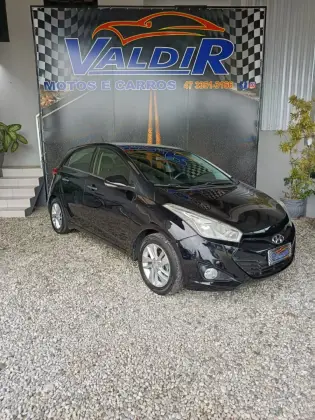 HYUNDAI HB20 1.6 PREMIUM 16V FLEX 4P AUTOMÁTICO HYUNDAI HB20 1.6 PREMIUM 16V FLEX 4P AUTOMÁTICO