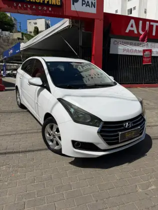 HYUNDAI HB20S 1.6 COMFORT PLUS 16V FLEX 4P AUTOMÁTICO HYUNDAI HB20S 1.6 COMFORT PLUS 16V FLEX 4P AUTOMÁTICO