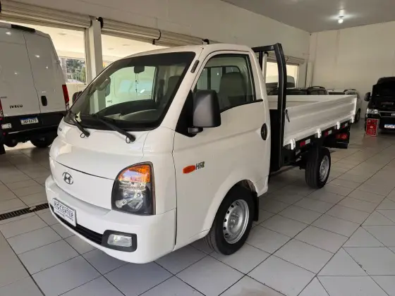 HYUNDAI HR 2.5 LONGO COM CAÇAMBA 4X2 16V 130CV TURBO INTERCOOLER DIESEL 2P MANUAL HYUNDAI HR 2.5 LONGO COM CAÇAMBA 4X2 16V 130CV TURBO INTERCOOLER DIESEL 2P MANUAL