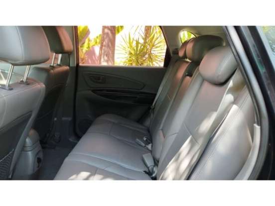 HYUNDAI-TUCSON-2012