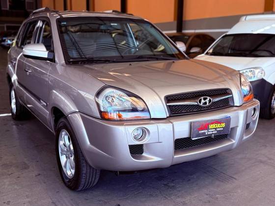 HYUNDAI TUCSON 2.0 MPFI GLS 16V 143CV 2WD GASOLINA 4P AUTOMÁTICO