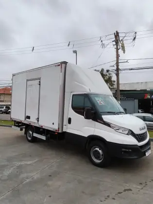 IVECO DAILY 3.0 TURBO DIESEL 35-150 CHASSI CS MANUAL IVECO DAILY 3.0 TURBO DIESEL 35-150 CHASSI CS MANUAL