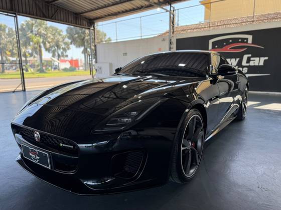 JAGUAR F-TYPE 2.0 P300 GASOLINA R-DYNAMIC COUPÉ AUTOMÁTICO