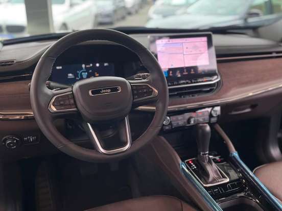 JEEP-COMMANDER-1.3 T270 TURBO FLEX OVERLAND AT6 JEEP-COMMANDER-2024