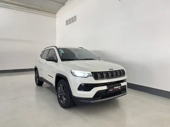 JEEP COMPASS 1.3 T270 TURBO FLEX LONGITUDE AT6 JEEP COMPASS 1.3 T270 TURBO FLEX LONGITUDE AT6