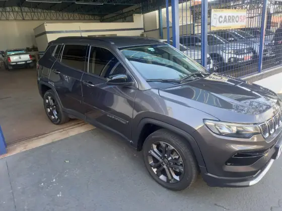 JEEP COMPASS 1.3 T270 TURBO FLEX LONGITUDE AT6 JEEP COMPASS 1.3 T270 TURBO FLEX LONGITUDE AT6
