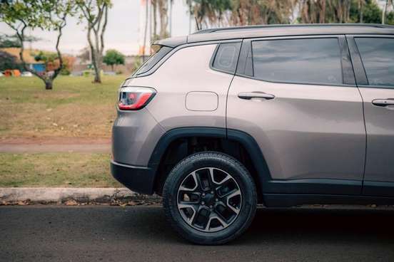 JEEP-COMPASS-2020