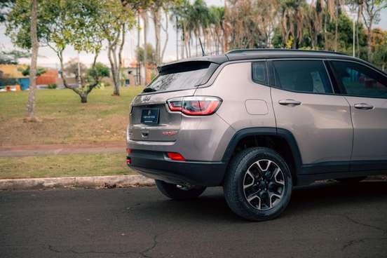 JEEP-COMPASS-2020