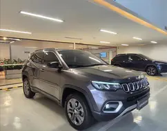 JEEP COMPASS 2.0 TD350 TURBO DIESEL LONGITUDE AT9 JEEP COMPASS 2.0 TD350 TURBO DIESEL LONGITUDE AT9