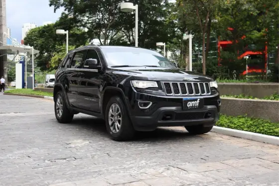 JEEP GRAND CHEROKEE 3.6 LAREDO 4X4 V6 24V GASOLINA 4P AUTOMÁTICO JEEP GRAND CHEROKEE 3.6 LAREDO 4X4 V6 24V GASOLINA 4P AUTOMÁTICO