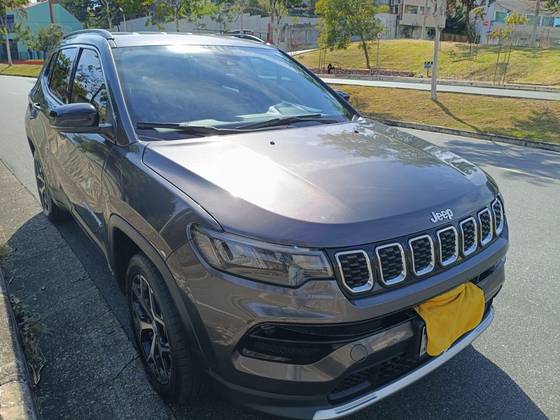 JEEP COMPASS 1.3 T270 TURBO FLEX LONGITUDE AT6