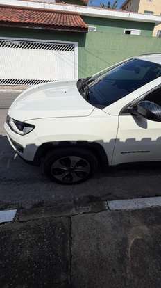 JEEP-COMPASS-2.0 16V DIESEL LONGITUDE 4X4 AUTOMÁTICO JEEP-COMPASS-2018