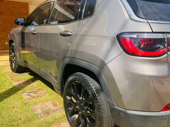 JEEP-COMPASS-2.0 16V FLEX LIMITED AUTOMÁTICO JEEP-COMPASS-2021