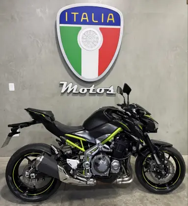 KAWASAKI Z900 KAWASAKI Z900