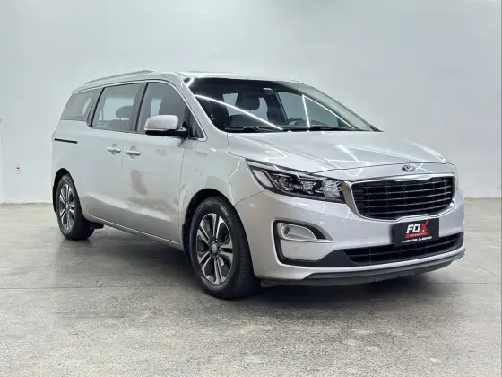 KIA CARNIVAL 3.3 EX V6 24V GASOLINA 4P AUTOMATICO KIA CARNIVAL 3.3 EX V6 24V GASOLINA 4P AUTOMATICO
