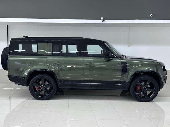 LAND ROVER-DEFENDER-2025