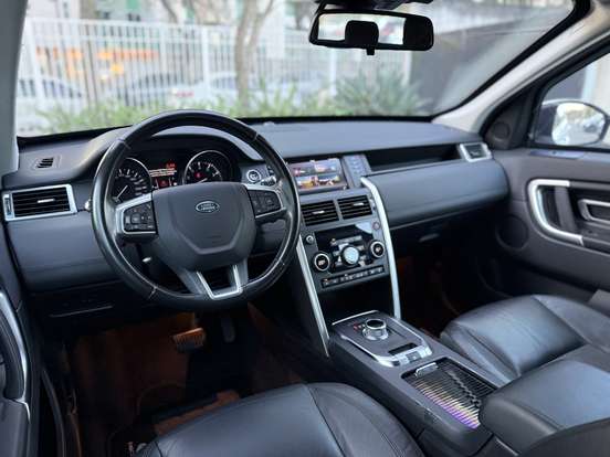 LAND ROVER-DISCOVERY SPORT-2016
