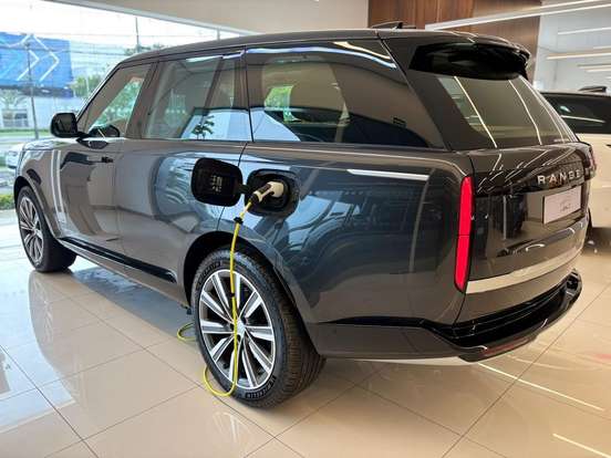 LAND ROVER-RANGE ROVER-3.0 P550e PHEV AUTOBIOGRAPHY AWD AUTOMÁTICO LAND ROVER-RANGE ROVER-2025