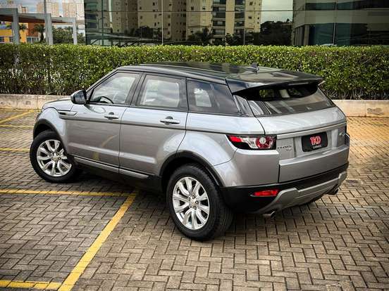 LAND ROVER-RANGE ROVER EVOQUE-2.0 PURE 4WD 16V GASOLINA 4P AUTOMÁTICO LAND ROVER-RANGE ROVER EVOQUE-2014