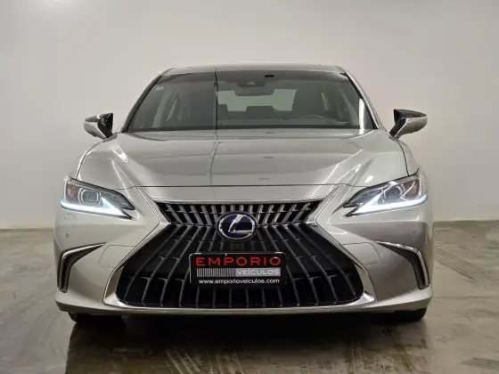 LEXUS ES 300h 2.5 16V HÍBRIDO LUXURY CVT LEXUS ES 300h 2.5 16V HÍBRIDO LUXURY CVT