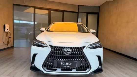LEXUS NX 350h 2.5 16V VVT-I HYBRID LUXURY CVT AWD LEXUS NX 350h 2.5 16V VVT-I HYBRID LUXURY CVT AWD