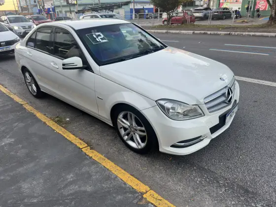 MERCEDES-BENZ C 180 1.8 CGI CLASSIC 16V GASOLINA 4P AUTOMÁTICO MERCEDES-BENZ C 180 1.8 CGI CLASSIC 16V GASOLINA 4P AUTOMÁTICO