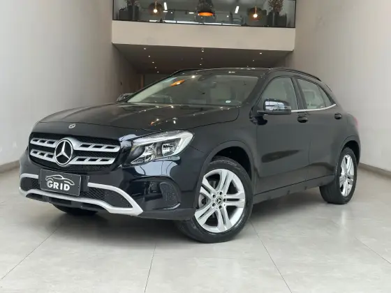 MERCEDES-BENZ GLA 200 1.6 CGI FLEX STYLE 7G-DCT MERCEDES-BENZ GLA 200 1.6 CGI FLEX STYLE 7G-DCT