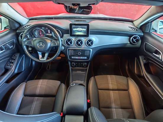 MERCEDES-BENZ-GLA 200-1.6 CGI FLEX ADVANCE 7G-DCT MERCEDES-BENZ-GLA 200-2017