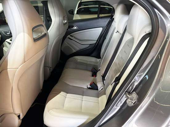 MERCEDES-BENZ-GLA 200-1.6 CGI FLEX ADVANCE 7G-DCT MERCEDES-BENZ-GLA 200-2019