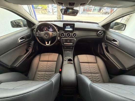 MERCEDES-BENZ-GLA 200-1.6 CGI FLEX STYLE 7G-DCT MERCEDES-BENZ-GLA 200-2017