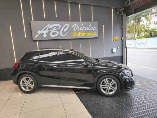 MERCEDES-BENZ-GLA 250-2.0 16V TURBO GASOLINA SPORT 4P AUTOMÁTICO MERCEDES-BENZ-GLA 250-2016