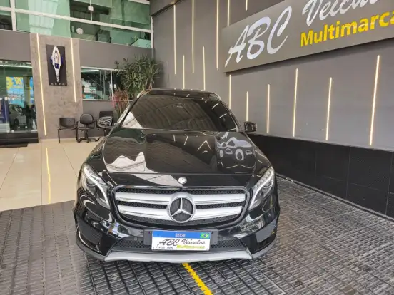 MERCEDES-BENZ-GLA 250-2016