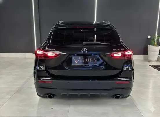 MERCEDES-BENZ-GLA 35 AMG-2025