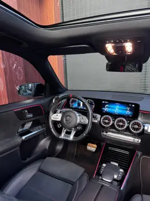 MERCEDES-BENZ-GLB 35 AMG-2022