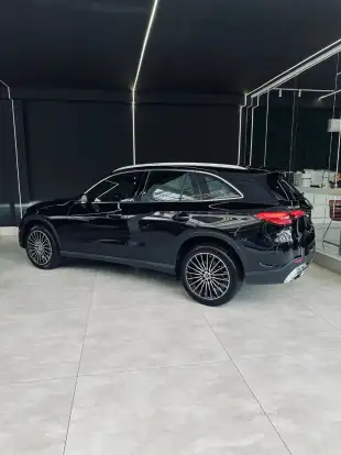 MERCEDES-BENZ-GLC 300-2025