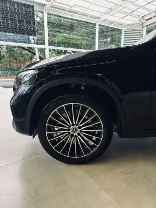 MERCEDES-BENZ-GLC 300-2025