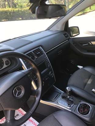 MERCEDES-BENZ-B 180-2010
