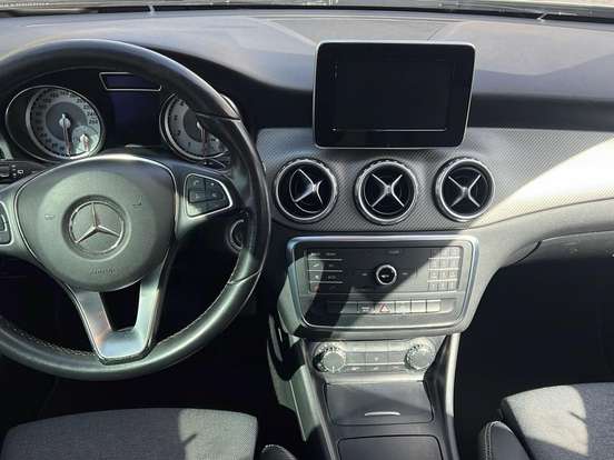 MERCEDES-BENZ-GLA 200-1.6 CGI STYLE 16V TURBO FLEX 4P AUTOMÁTICO MERCEDES-BENZ-GLA 200-2016