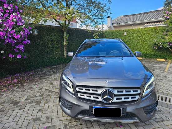MERCEDES-BENZ-GLA 250-2018