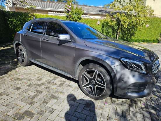 MERCEDES-BENZ-GLA 250-2018