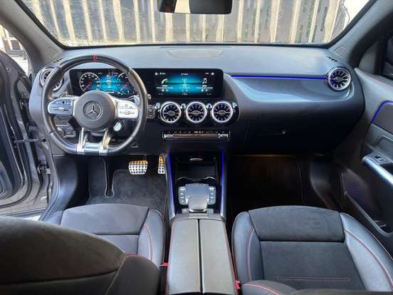 MERCEDES-BENZ-GLA 35 AMG-2022