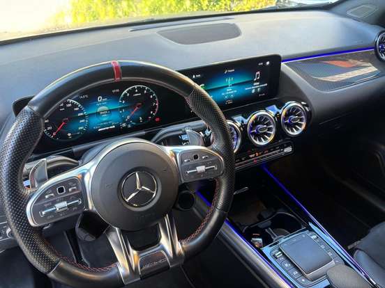 MERCEDES-BENZ-GLA 35 AMG-2022