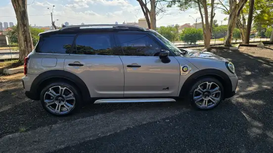 MINI-COUNTRYMAN-2022