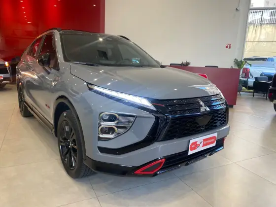 MITSUBISHI ECLIPSE CROSS 1.5 MIVEC TURBO GASOLINA HPE-S BLACK S-AWC CVT MITSUBISHI ECLIPSE CROSS 1.5 MIVEC TURBO GASOLINA HPE-S BLACK S-AWC CVT