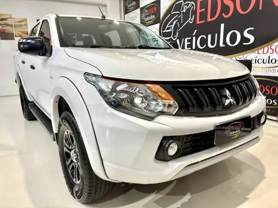 MITSUBISHI L200 TRITON 2.4 16V TURBO DIESEL GL CD 4X4 MANUAL