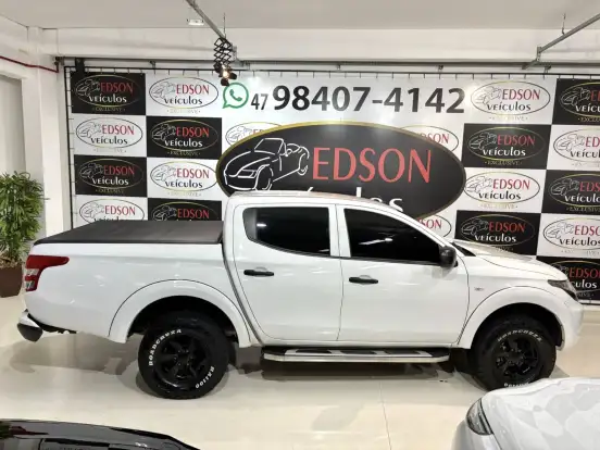 MITSUBISHI-L200 TRITON-2.4 16V TURBO DIESEL GL CD 4X4 MANUAL MITSUBISHI-L200 TRITON-2023