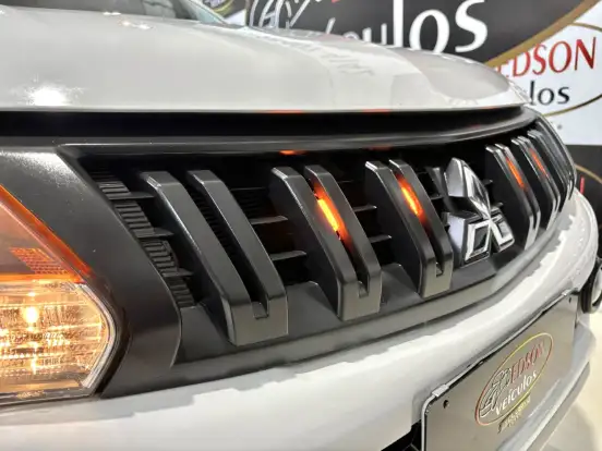 MITSUBISHI-L200 TRITON-2.4 16V TURBO DIESEL GL CD 4X4 MANUAL MITSUBISHI-L200 TRITON-2023